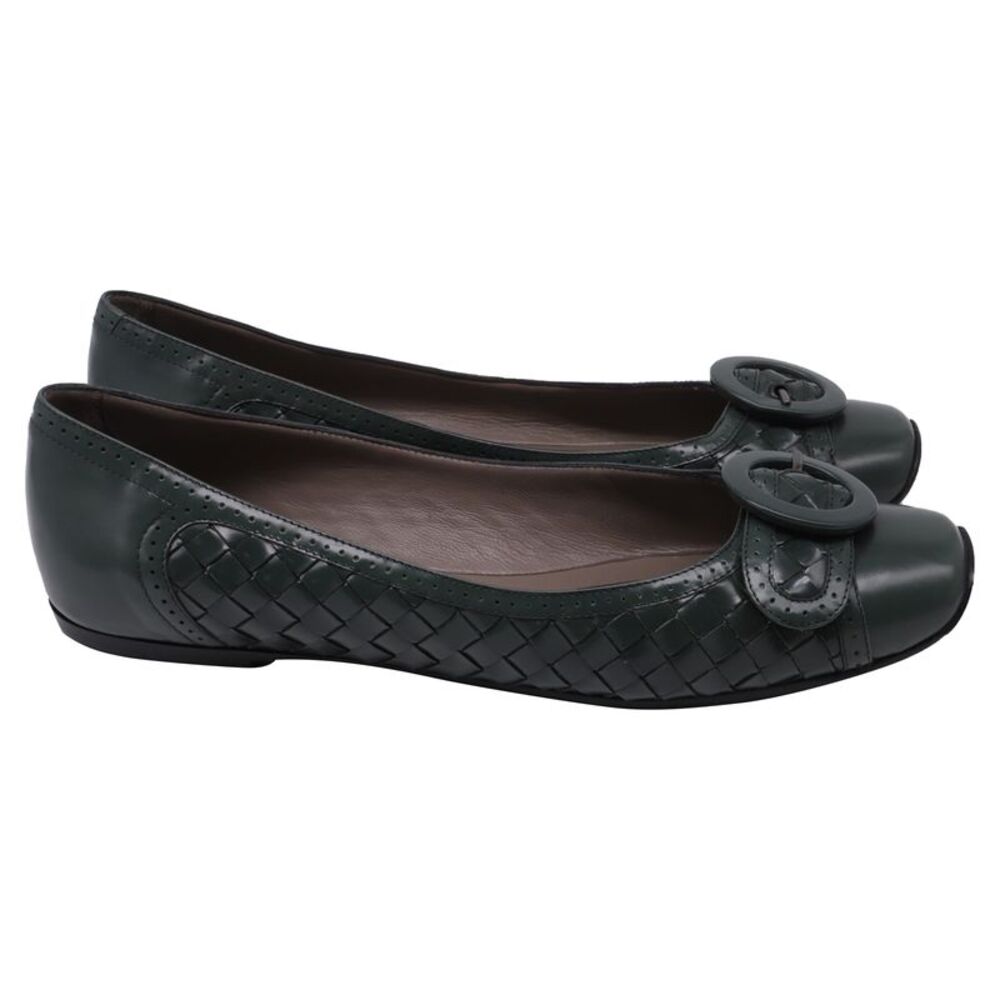 Bottega Veneta Intrecciato Buckled Ballet Flats in Olive Leather